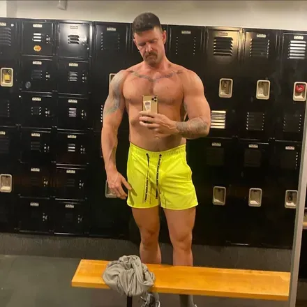 OnlyFans account  u27870472 avatar 1