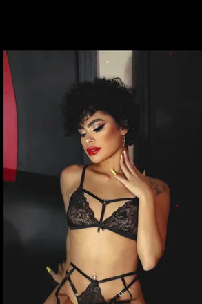 OnlyFans cuenta montseu header 2