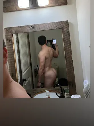 OnlyFans cuenta michael_locust header 2