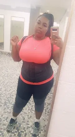 OnlyFans cuenta queenmoniqu avatar 1