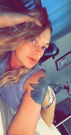 OnlyFans account  ash2hol avatar 1
