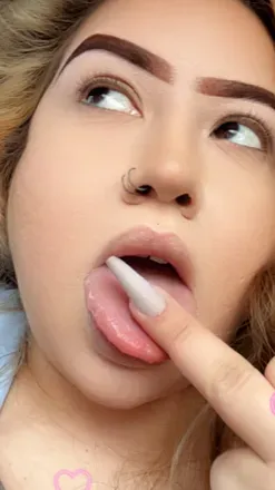 OnlyFans cuenta rosesandbutterrfly avatar 1