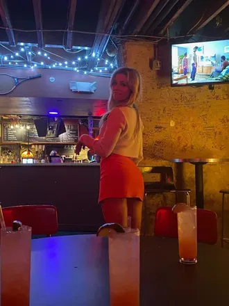 OnlyFans cuenta cheekyqueenbee avatar 1