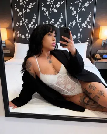 OnlyFans cuenta hotgirldreamy header 2