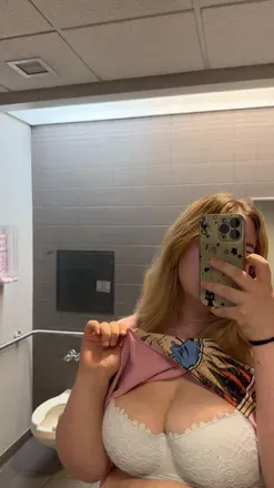 OnlyFans cuenta nsfwryl avatar 1