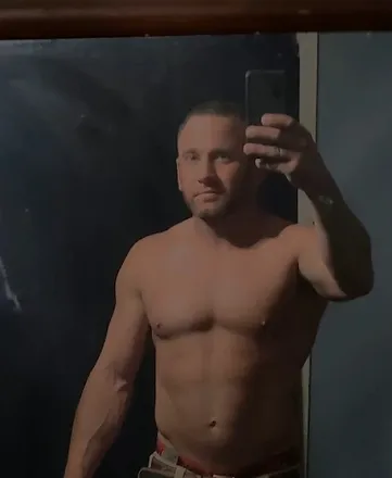 OnlyFans cuenta u77645442 header 2