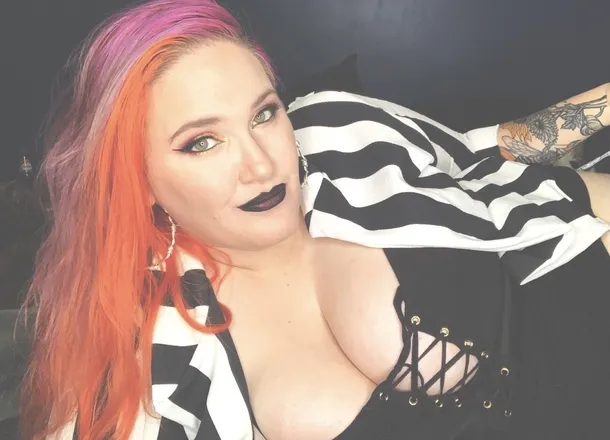 OnlyFans cuenta terracalaway header 2