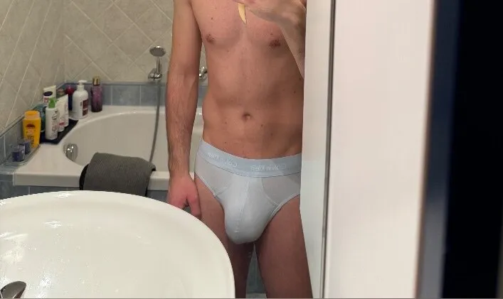 OnlyFans cuenta thom_skinnythick header 2