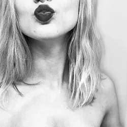 OnlyFans cuenta paristaylor129 avatar 1