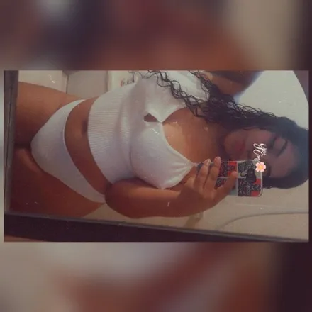 OnlyFans account  u185037804 header 2
