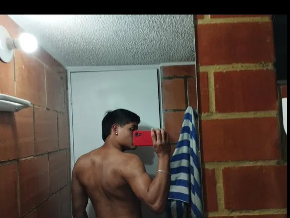 OnlyFans cuenta santiagoxxv header 2