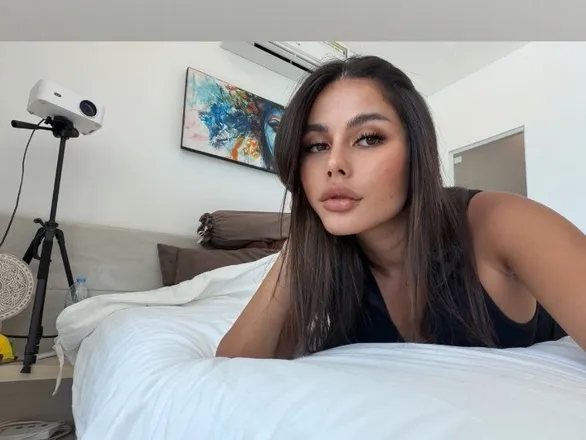 OnlyFans cuenta chloeasia header 2
