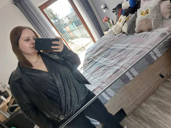 OnlyFans cuenta u197156576 header 2