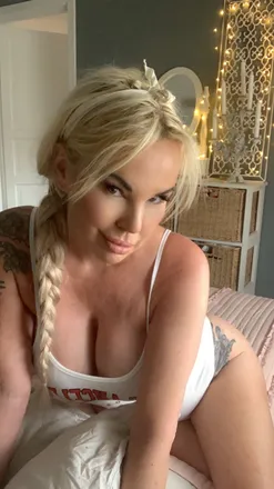 OnlyFans cuenta helen.s header 2