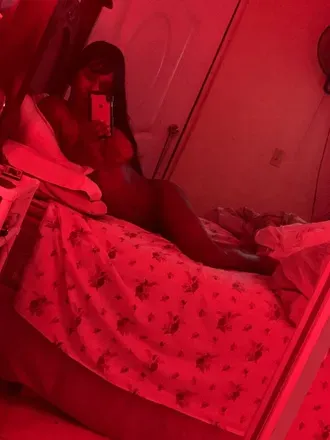 OnlyFans cuenta princee-femboy header 2