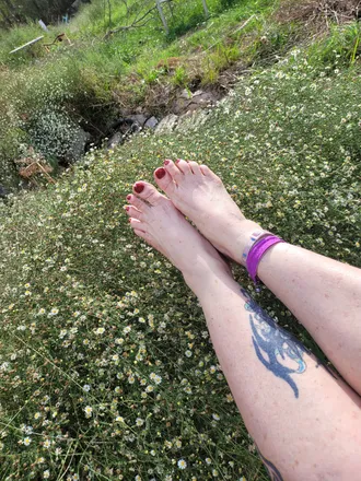OnlyFans cuenta sookiefeetfun header 2