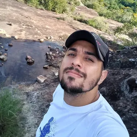 OnlyFans cuenta miguelito_93 header 2