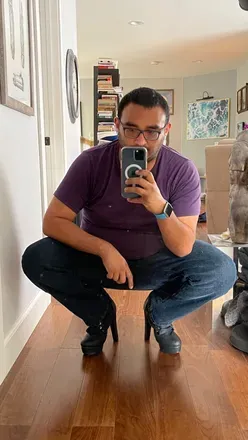 OnlyFans account  versbear12 avatar 1
