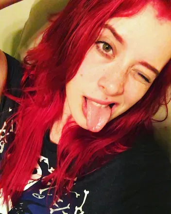 OnlyFans account  scarletmoon69 avatar 1