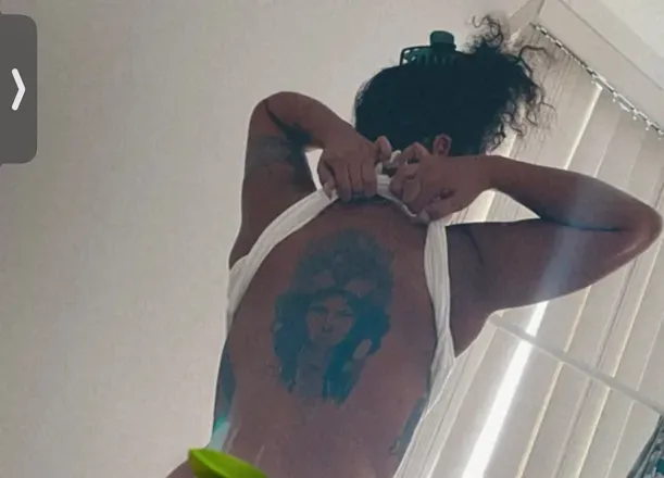 OnlyFans cuenta curlyhairedgoddessx33 avatar 1