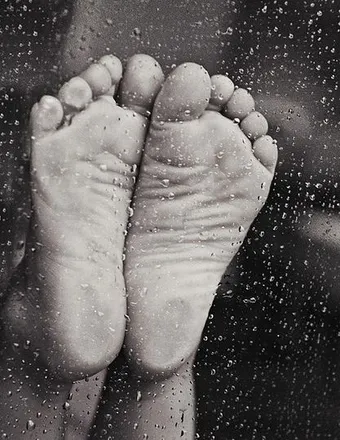 OnlyFans cuenta girlfeetrlfeet2020 header 2
