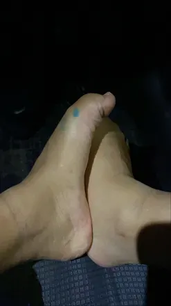 OnlyFans cuenta saralunaqueenfeet avatar 1