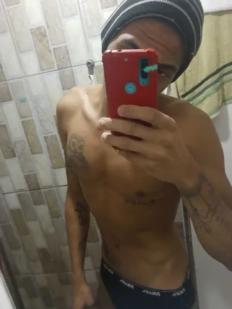 OnlyFans cuenta k_sant23 header 2
