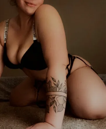 OnlyFans cuenta bbyyygurl00 header 2