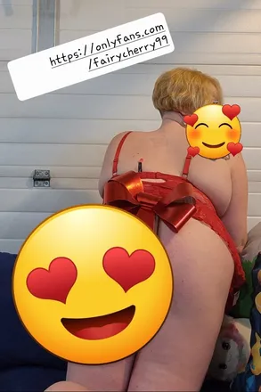 OnlyFans cuenta juicyfairycherry99 header 2