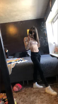 OnlyFans account  xxx.rooroo.xxx avatar 1