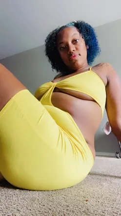OnlyFans cuenta bittybittnastyy header 2