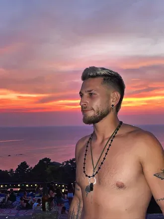 OnlyFans account  ponchik550 avatar 1