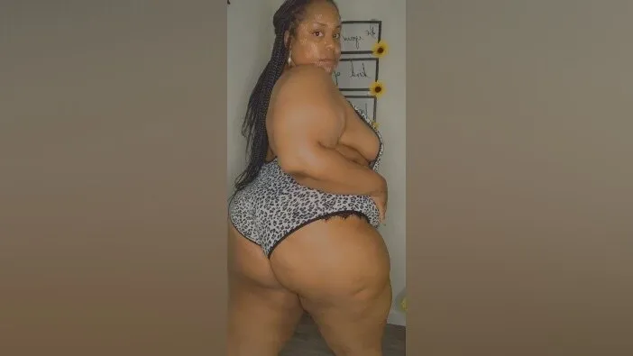 OnlyFans cuenta plushkoko header 2