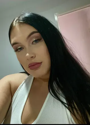 OnlyFans cuenta emilyy_xxx avatar 1