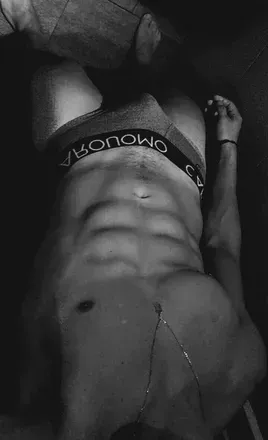 OnlyFans cuenta a_n_d_r_e_s avatar 1