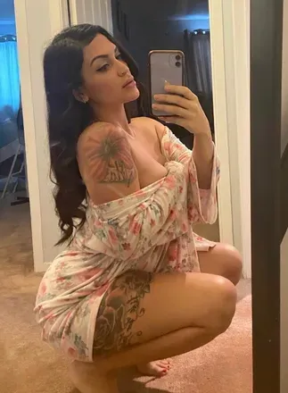 OnlyFans account  sheforeiign avatar 1