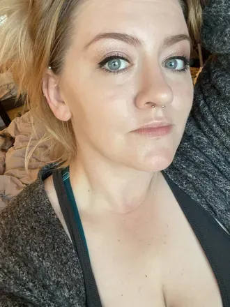 OnlyFans account  tattooedsusieq avatar 1