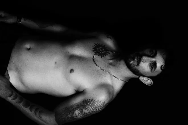 OnlyFans cuenta mikercarvalho8 header 2