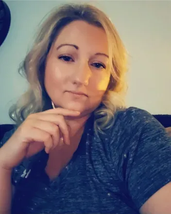 OnlyFans cuenta lizzystephenz avatar 1