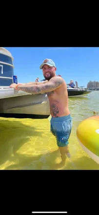OnlyFans account  tattedbro header 2