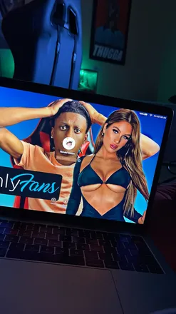 OnlyFans cuenta prettyronflacko header 2