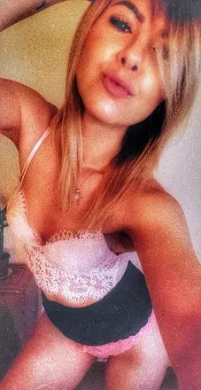 OnlyFans cuenta wild_desiree avatar 1