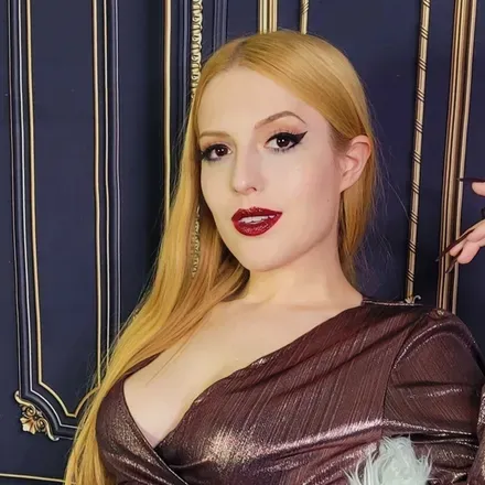 OnlyFans cuenta emiliasong avatar 1