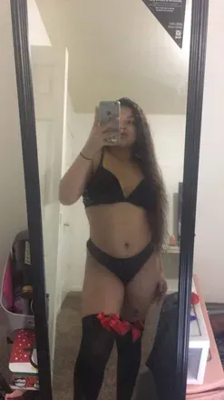 OnlyFans account  babygirll240 header 2