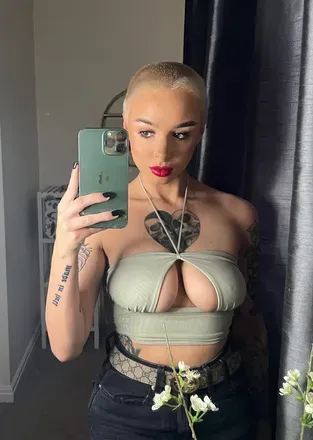 OnlyFans account  tattoedprincesss avatar 1