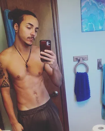 OnlyFans cuenta slangin_bahamian header 2
