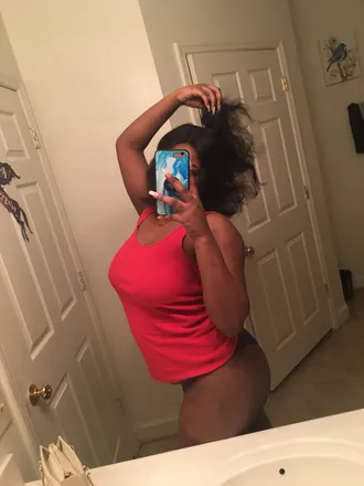 OnlyFans cuenta prettybratttt header 2