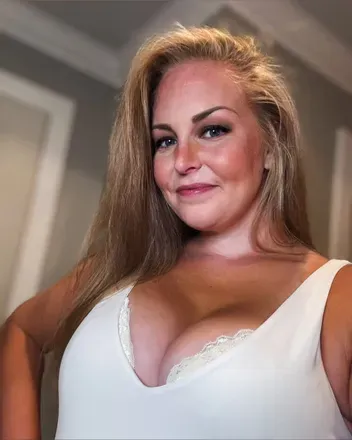 OnlyFans cuenta megancgram avatar 1