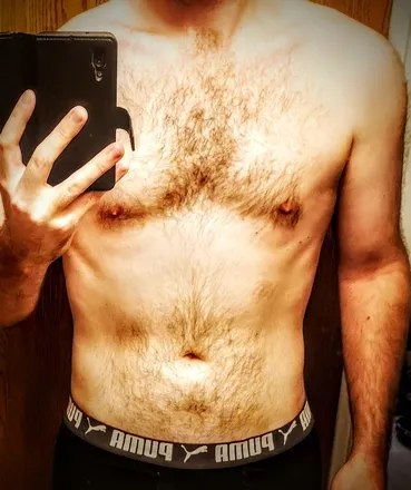 OnlyFans cuenta younghardqc19 header 2