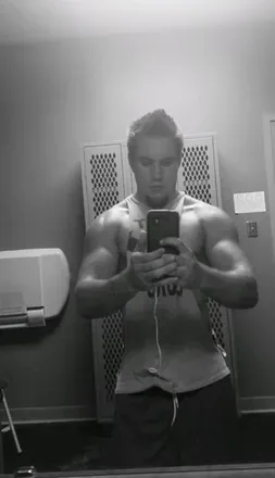 OnlyFans of the_sexy_hunter